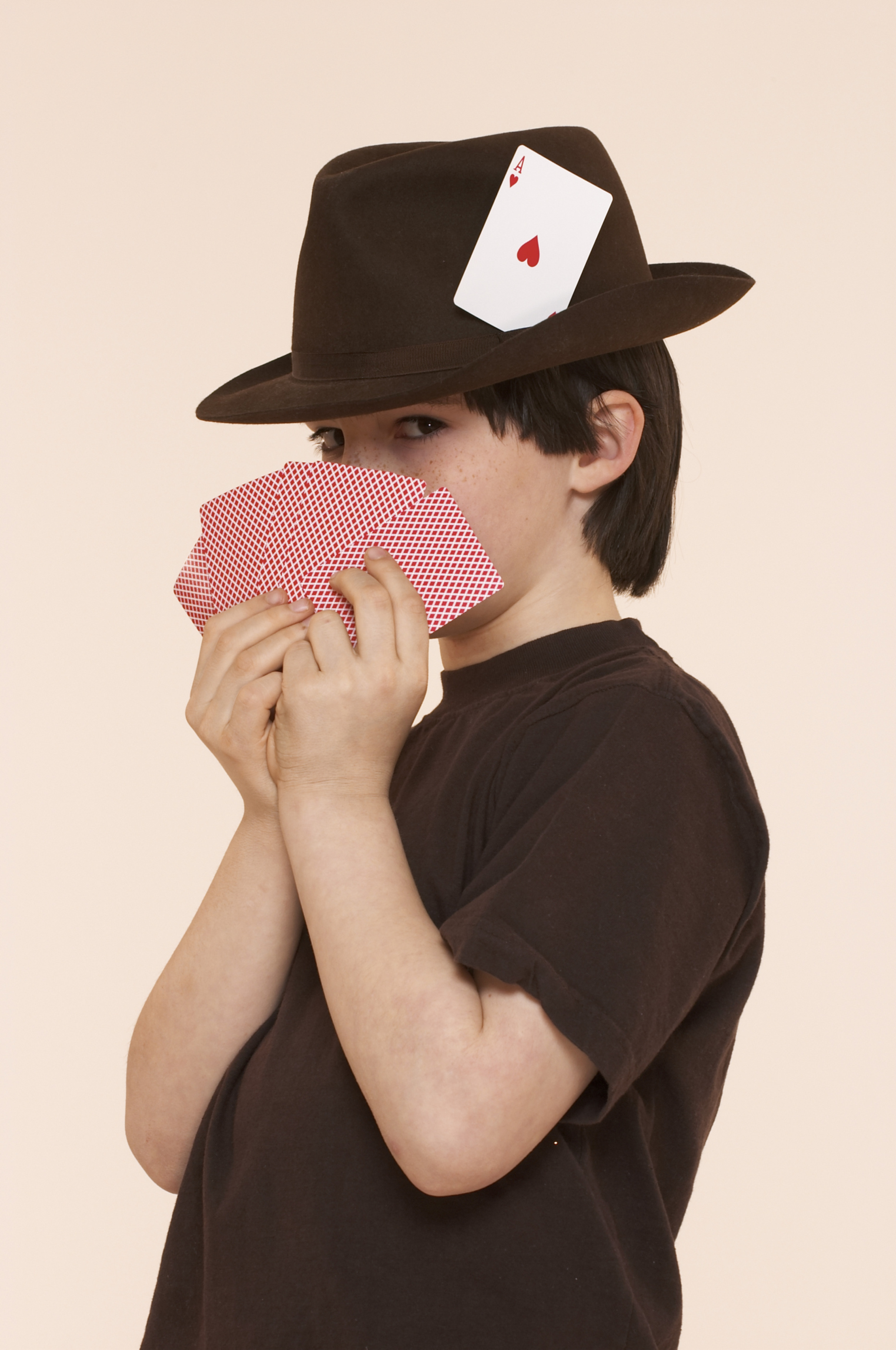 kid-with-cards