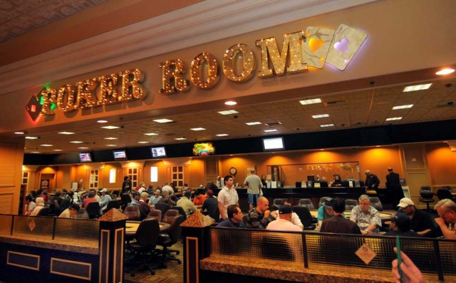 Poker-Room-in-a-Las-Vegas-Hotel-with-Casino